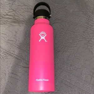 Pink HydroFlask 21 oz Waterbottle